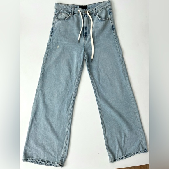 Zara Denim - ZARA Wide Leg Flare Jeans Light Wash High Rise US 4 High Waist Crop Denim Pants